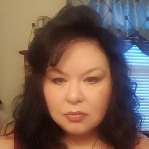 Meet your Posher, Cynthia